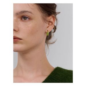 SINGLE Green Hoop Earring